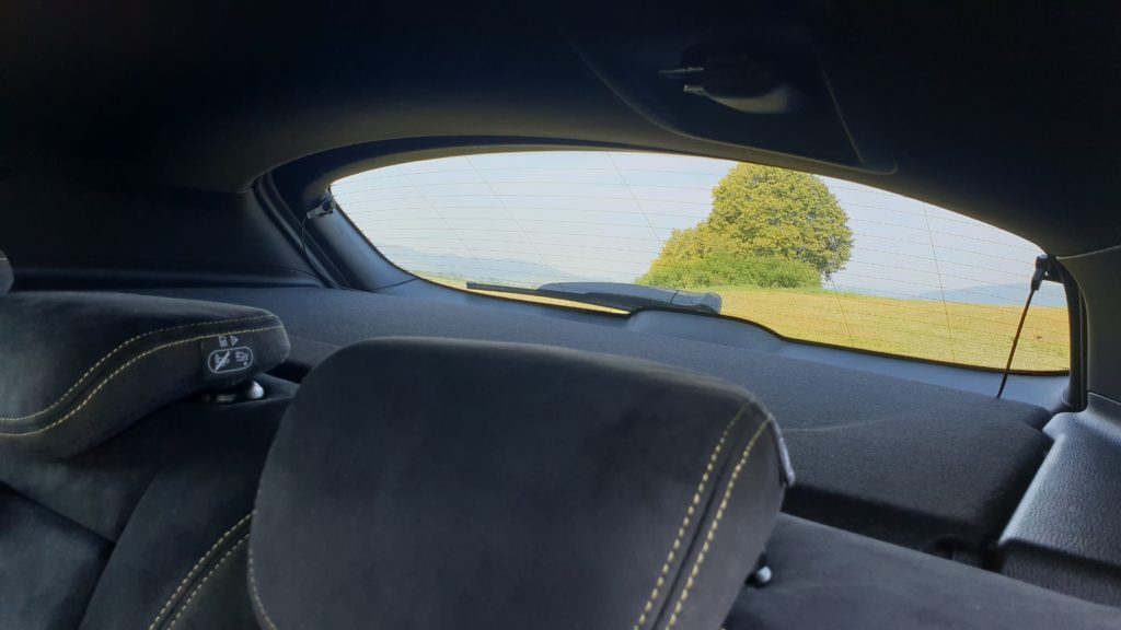 BMW X2 1.5 test výhľad dozadu